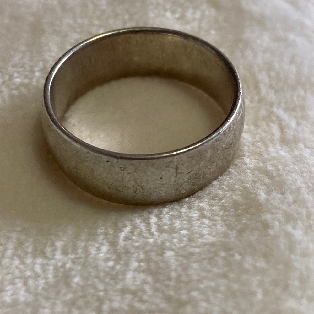 James Avery 925 wedding band